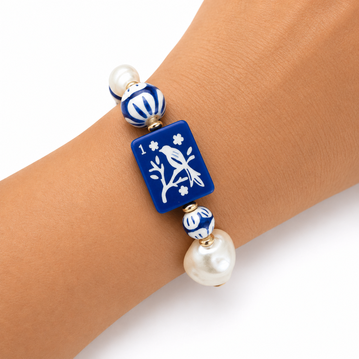 Mahjong Tile Mixed Bead Stretch Bracelet: Blue Bird