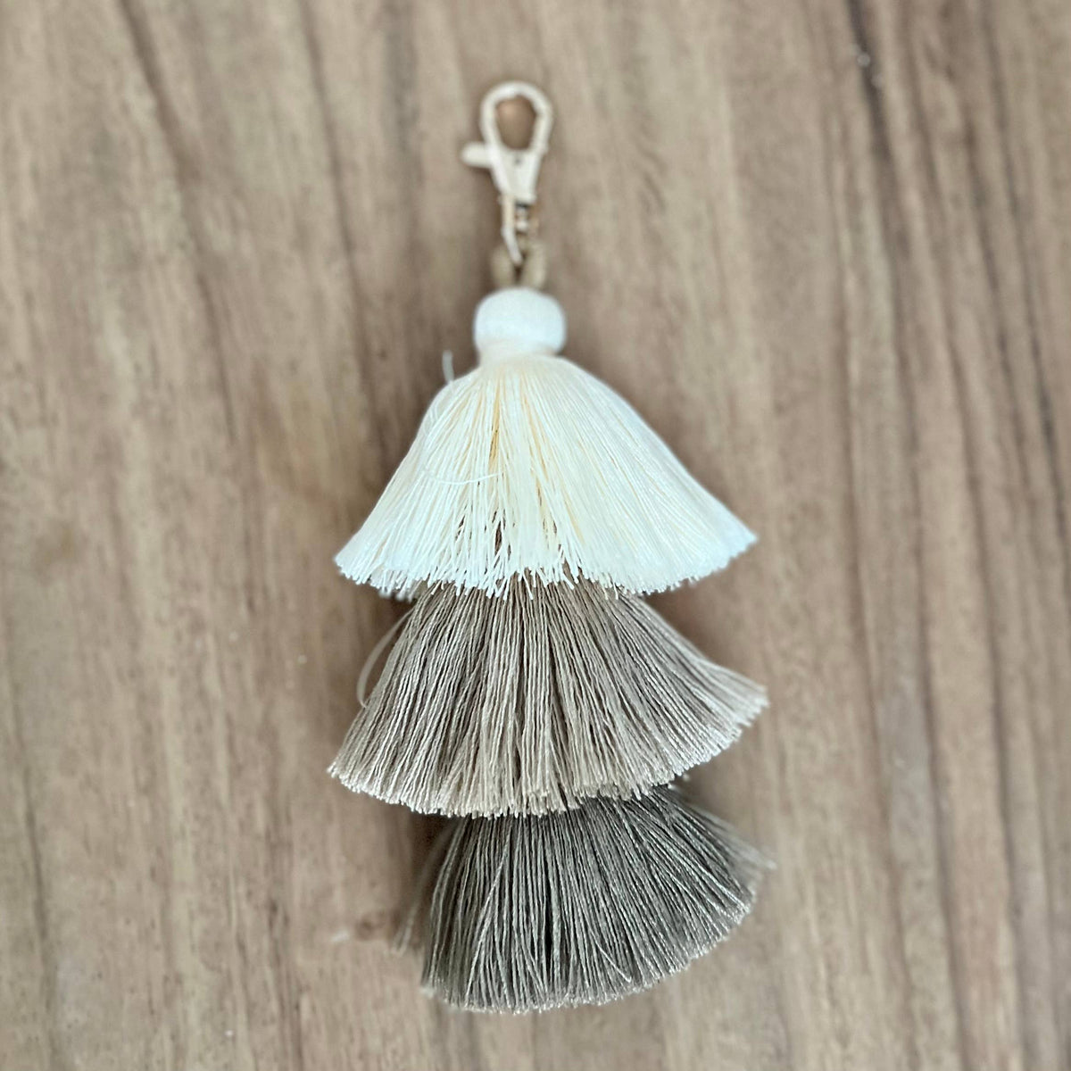 3 Tiered Large Ombre Tassel with Clasp: 10