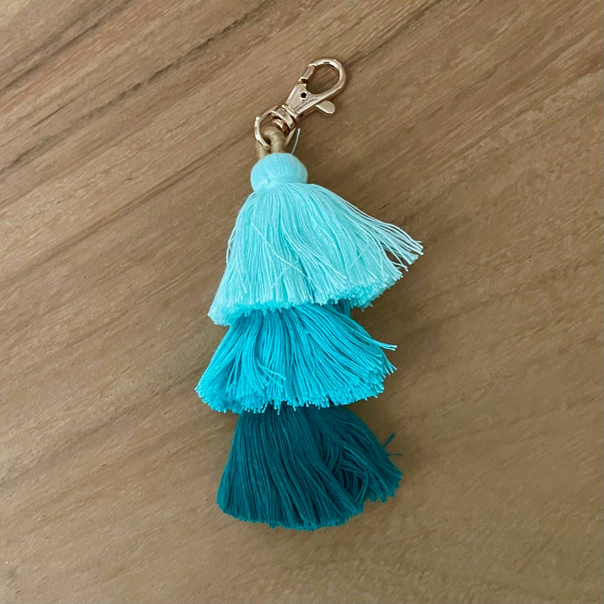 3 Tiered Large Ombre Tassel with Clasp: 5
