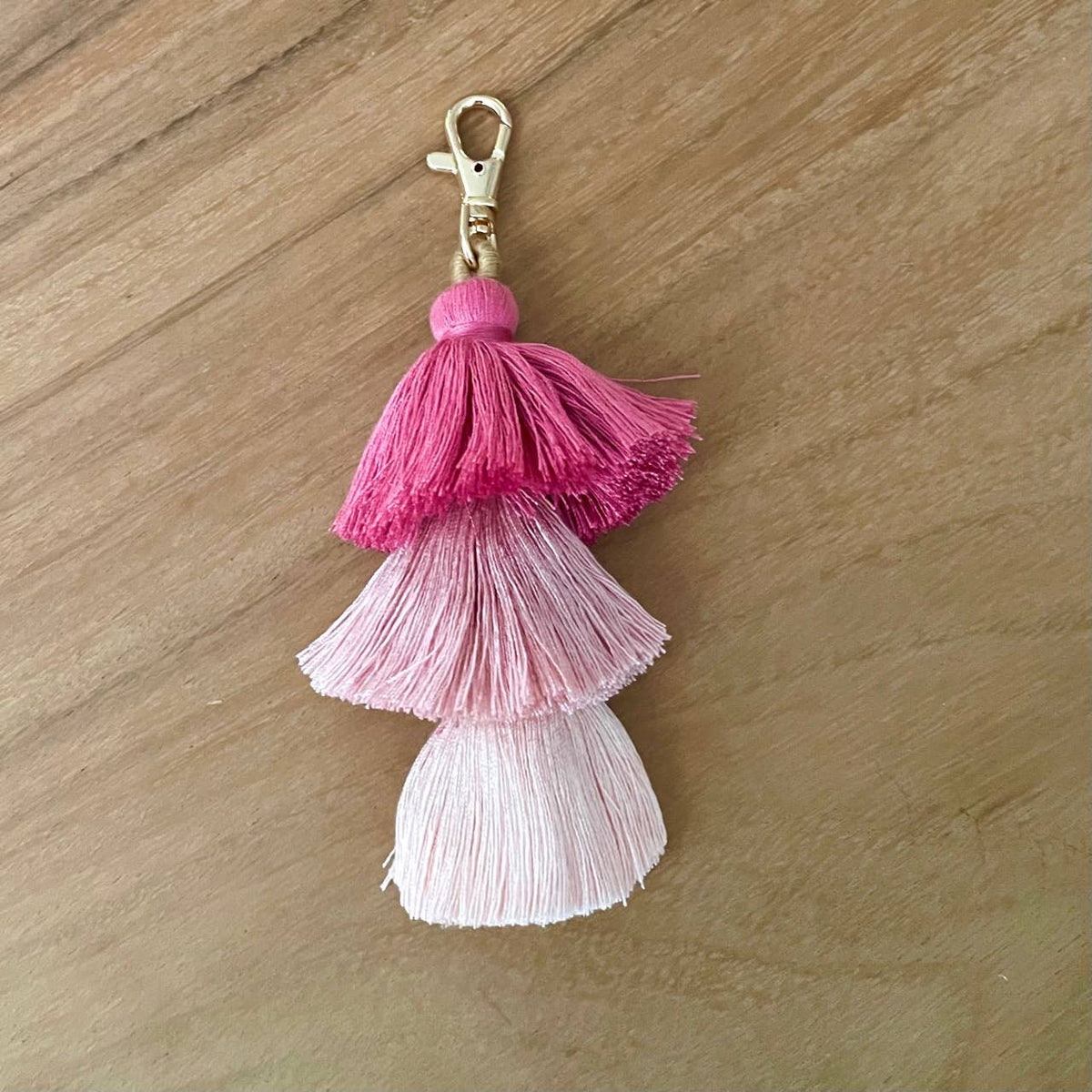 3 Tiered Large Ombre Tassel with Clasp: 11