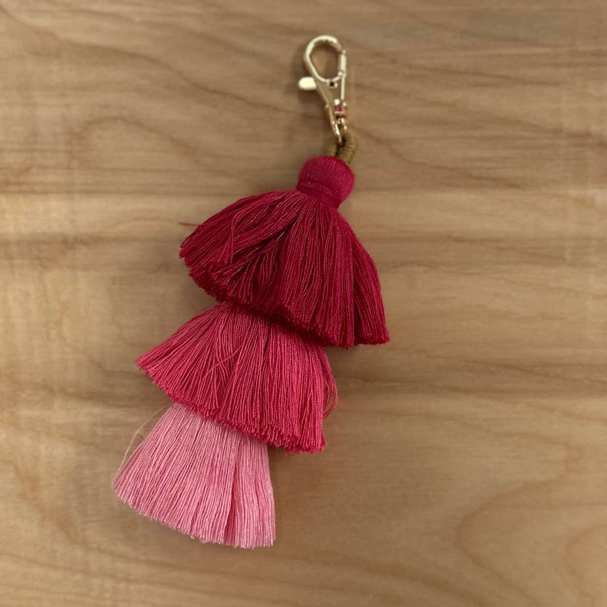 3 Tiered Large Ombre Tassel with Clasp: 1