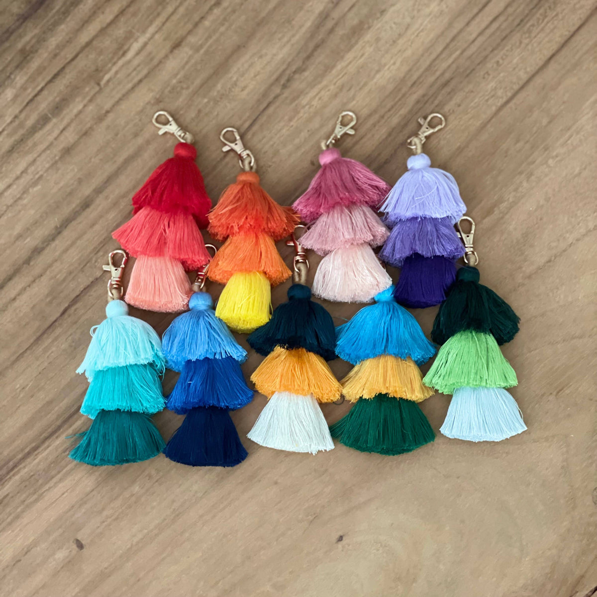 3 Tiered Large Ombre Tassel with Clasp: 11